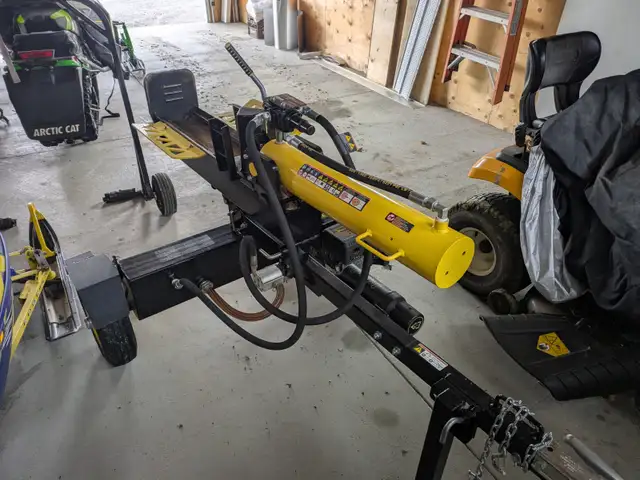 Wood splitter for sale like new - Photo 3
