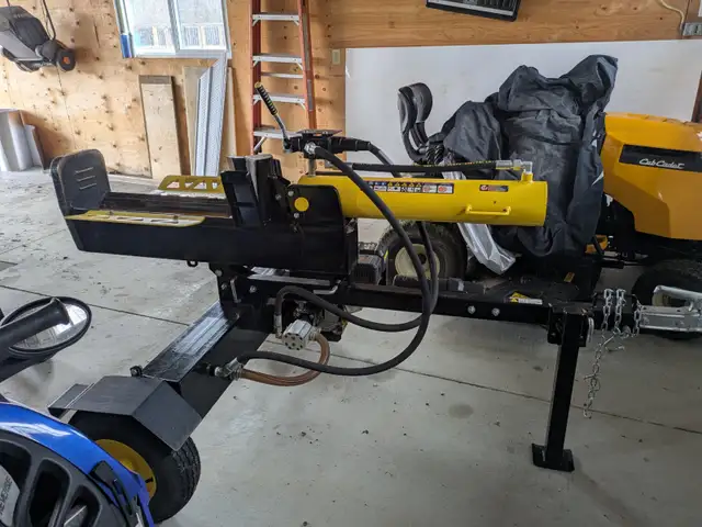 Wood splitter for sale like new - Photo 4