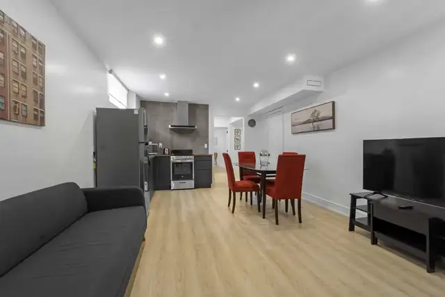 2 bedroom walk-in basement apartment - Toronto - Available May 1 - Photo 6