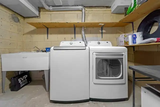 2 bedroom walk-in basement apartment - Toronto - Available May 1 - Photo 7