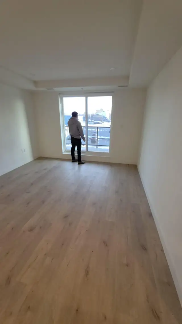 Beautiful 2 Bed, 2 Bath Apartment in Lower Sackville - Photo 3