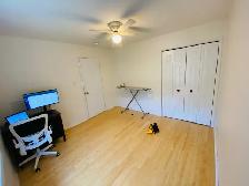 PRIVATE ROOM FOR RENT - Photo 5