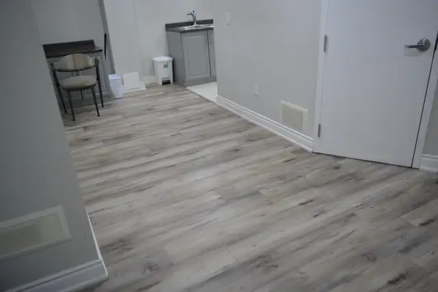 Beautiful 2 Bedroom Very Clean  Basement for rent - Photo 3