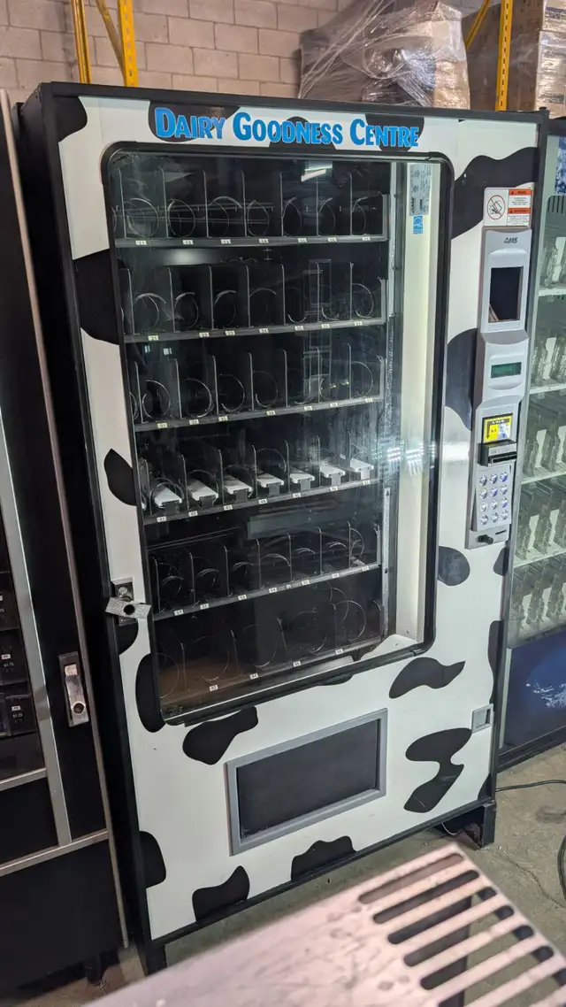 Vending Machines for Sale - Photo 6
