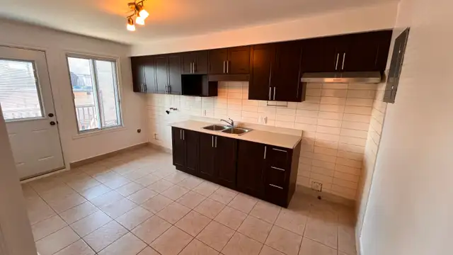 Grand 4 1/2 - Villeray. Refaite a neuf! - Photo 8