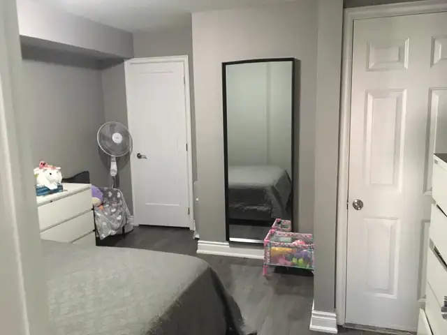 Beautiful One Bedroom Apartment on main floor - Photo 3