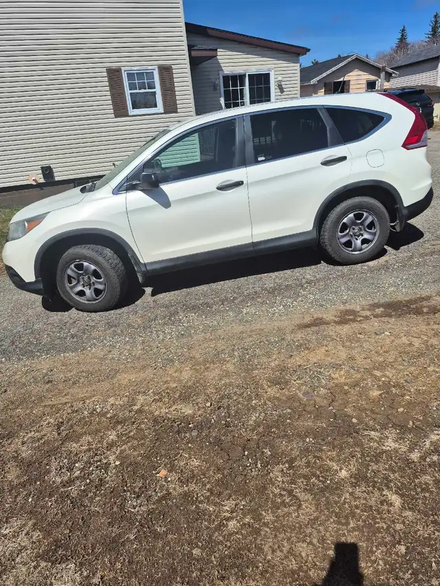 For Sale: 2014 HONDA CRV - Photo 2