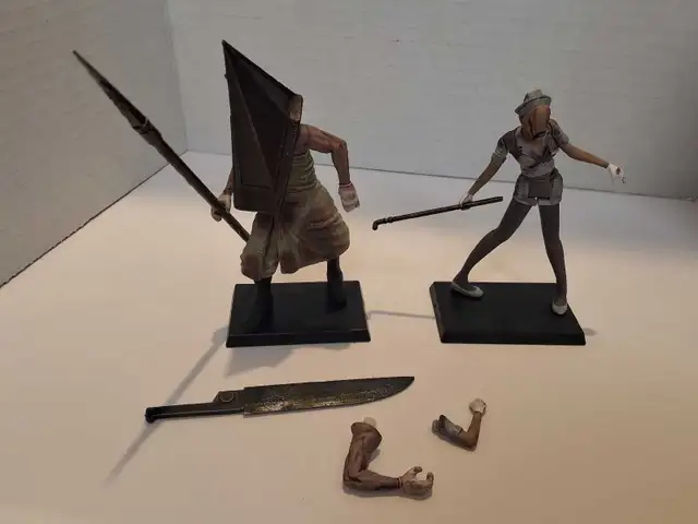 Silent Hill 2 Deluxe Boxed Set Figures - Photo 2