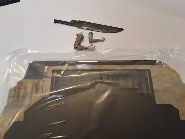 Silent Hill 2 Deluxe Boxed Set Figures - Photo 5