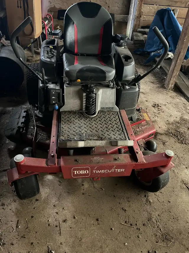 Toro TimeCutter My Ride Mower - Photo 3
