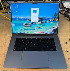 Apple 2021 16' MacBook Pro Laptop M1 Pro - 16GB RAM - 500GB SSD