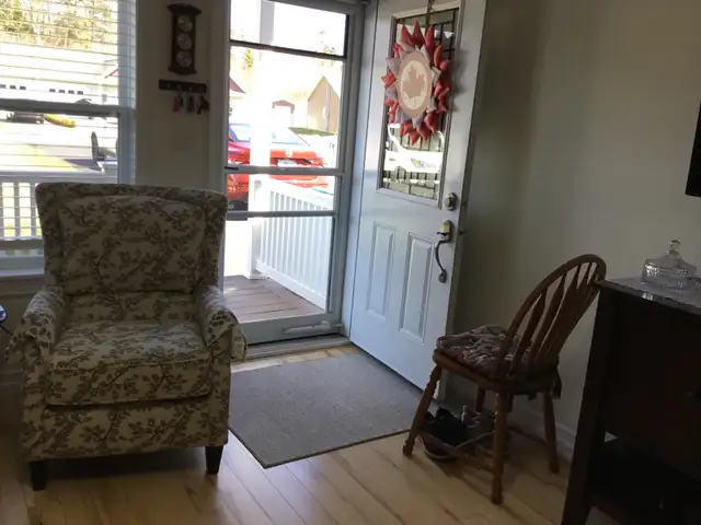 ONE LEVEL TOWNHOUSE FOR SALE - Photo 3