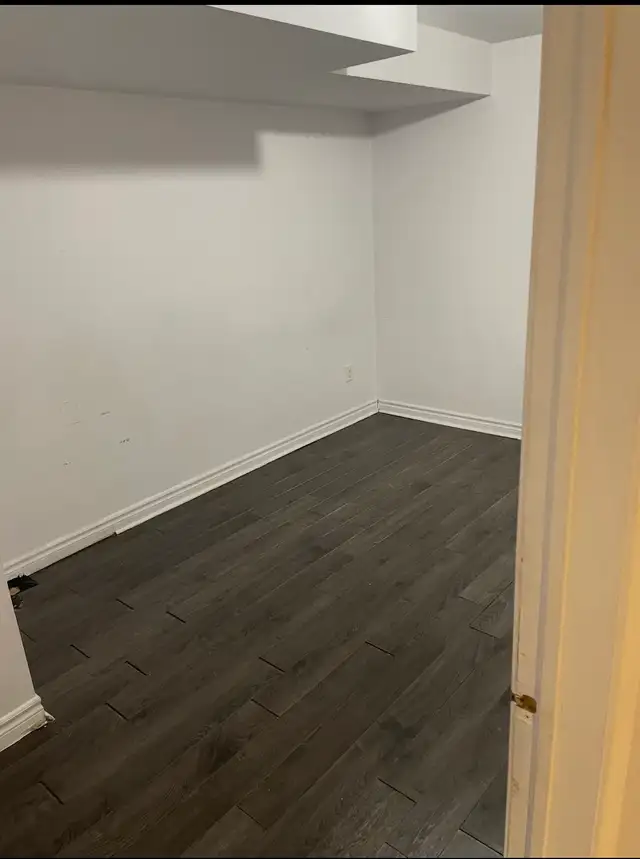 2 bedrooms basement for rent - Photo 9