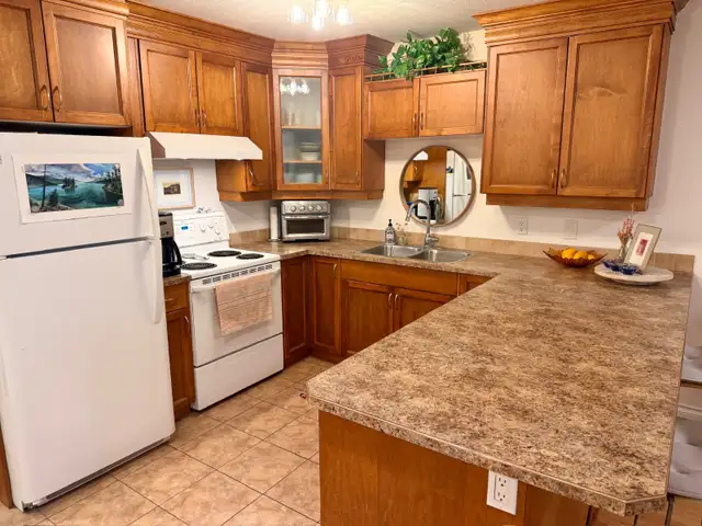 1 Bed   Den 2 Bath Condo in Kelowna - Photo 5