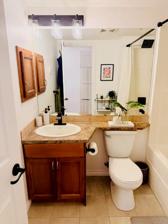 1 Bed   Den 2 Bath Condo in Kelowna - Photo 7