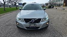 2010 Volvo XC60 T6 ALL WHEEL DRIVE- PREMIER- CERTIFIED - Photo 2