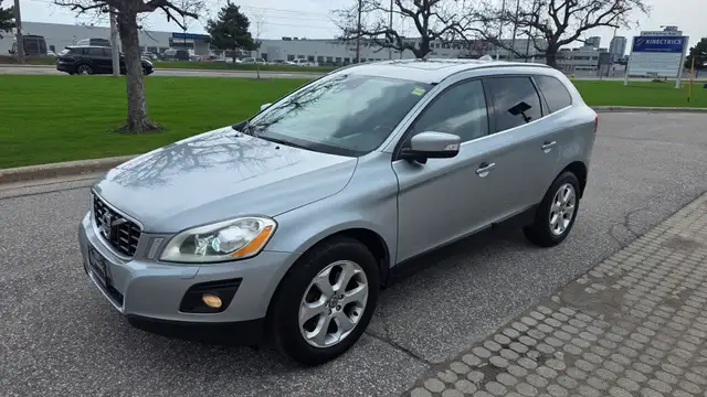 2010 Volvo XC60 T6 ALL WHEEL DRIVE- PREMIER- CERTIFIED - Photo 3