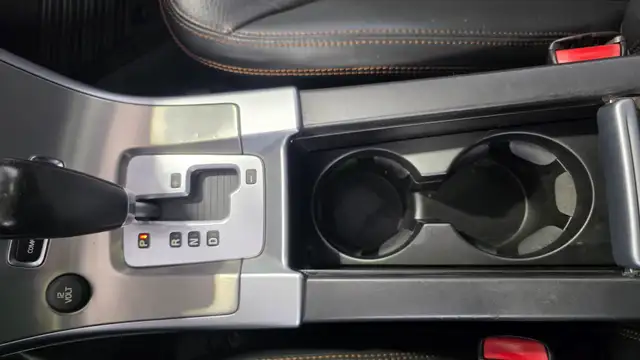 2010 Volvo XC60 T6 ALL WHEEL DRIVE- PREMIER- CERTIFIED - Photo 17