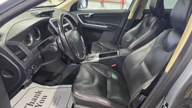 2010 Volvo XC60 T6 ALL WHEEL DRIVE- PREMIER- CERTIFIED - Photo 28