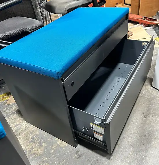 Steelcase 2 Drawer Filing Cabinet - Photo 2