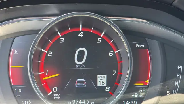 2016 Volvo XC70 T5 PREMIER AWD - CERTIFIED  - LIKE NEW - Photo 23