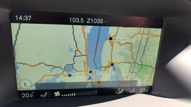 2016 Volvo XC70 T5 PREMIER AWD - CERTIFIED  - LIKE NEW - Photo 25