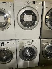 Laveuse sécheuse frontales blanches LG ( remis a neuf )