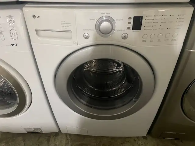 Laveuse sécheuse frontales blanches LG ( remis a neuf ) - Photo 2