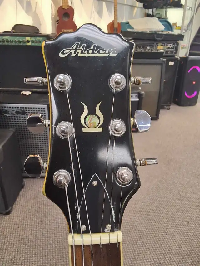 Alden Electric Guitar - Yellow - Photo 3