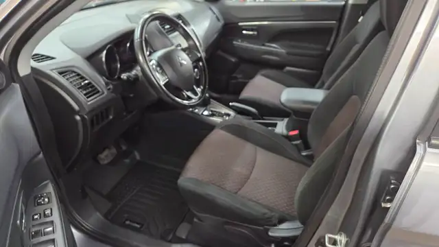 CERTIFIED 2019 MITSUBISHI RVR -AWD -LOADED -HTD SEATS  -YORKTON - Photo 3