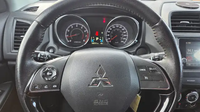 CERTIFIED 2019 MITSUBISHI RVR -AWD -LOADED -HTD SEATS  -YORKTON - Photo 5