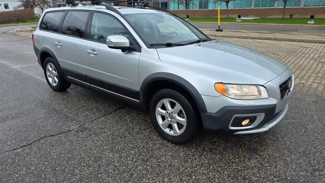 2010 Volvo XC70 3.2 AWD- CERTIFIED - GREAT SHAPE!