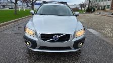 2010 Volvo XC70 3.2 AWD- CERTIFIED - GREAT SHAPE! - Photo 2