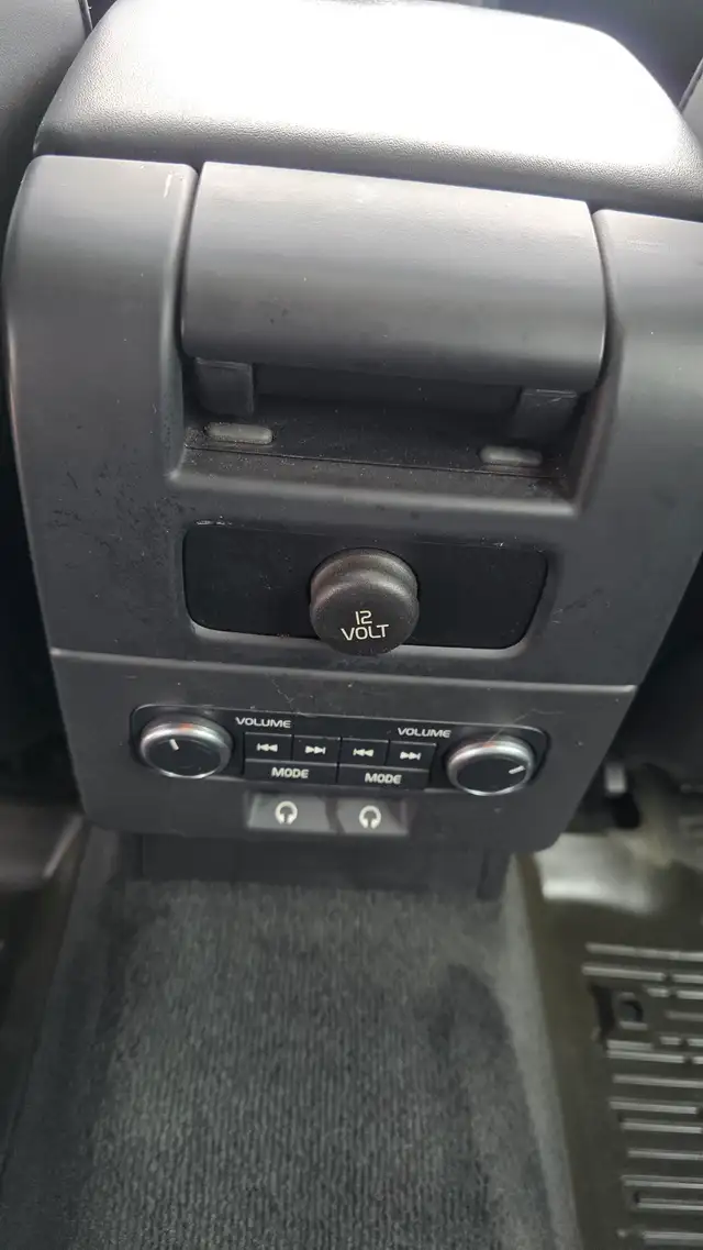 2010 Volvo XC70 3.2 AWD- CERTIFIED - GREAT SHAPE! - Photo 22