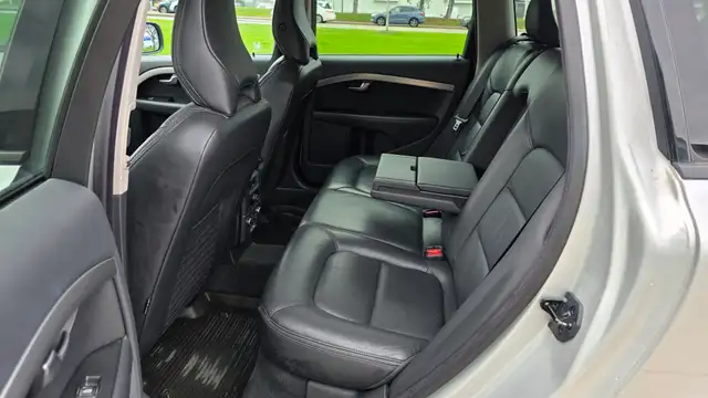 2010 Volvo XC70 3.2 AWD- CERTIFIED - GREAT SHAPE! - Photo 23