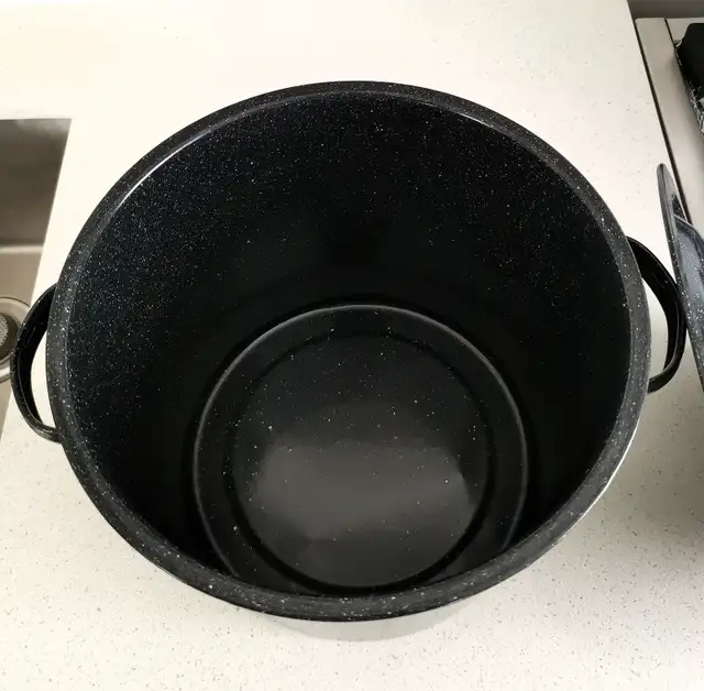 Brand New Enamel Bucket - Photo 4