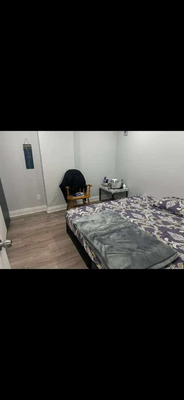 3 bedroom legal basement for rent - Photo 2