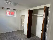 BRIGHT NORTHSIDE ONE BEDROOM BASEMENT SUITE/ JUNE 1st $1200 - Photo 16