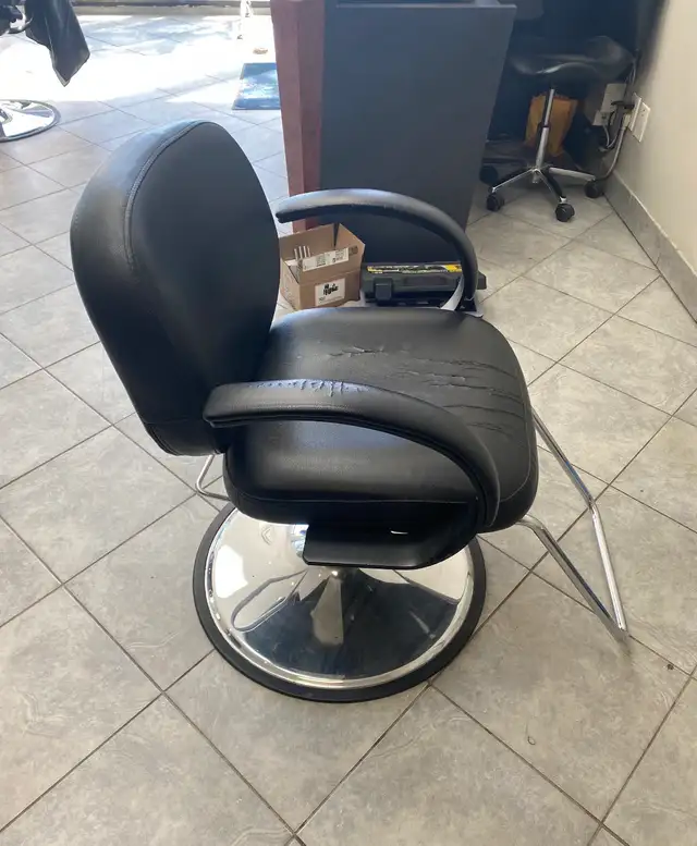 FREE Hair Salon Chairs & Shampoo Sink - Photo 2
