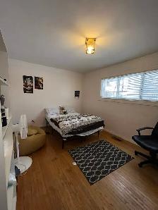 Spring Sublet Available – University Student Room