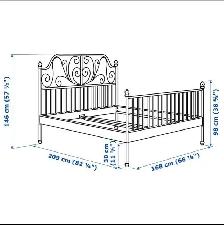 Queen Size White Metal Bed Frame   Mattress（free bed side table