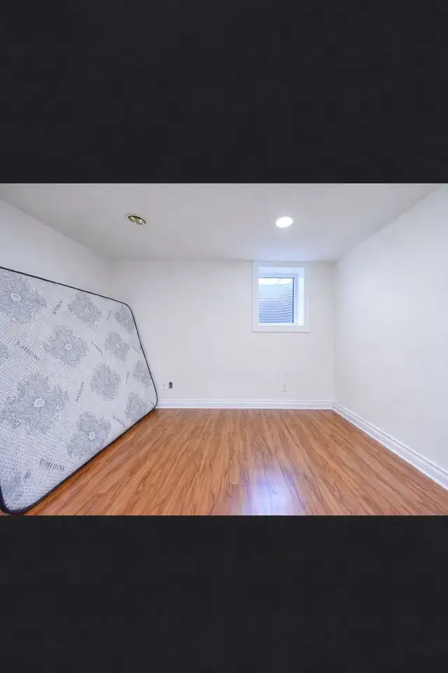 Basement Apartment - Photo 3