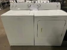 Laveuse sécheuse traditionnelles blanches Inglis