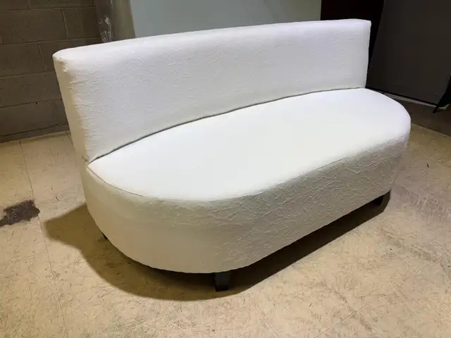 NEW ROUND BENCH FOR SALE
