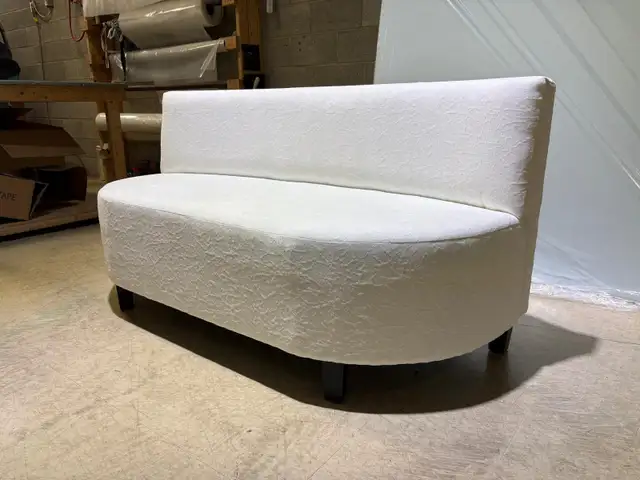 NEW ROUND BENCH FOR SALE - Photo 2