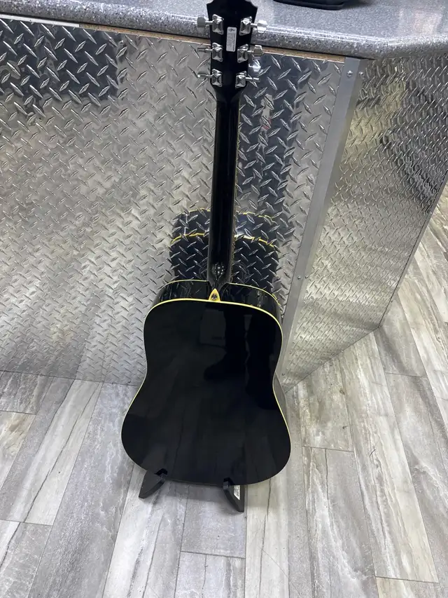 Ibanez V50NJ-BKN Acoustic With Gig Bag - Photo 3