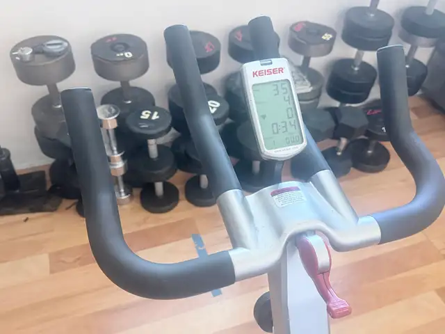 Keiser m3 spin bike - Photo 7