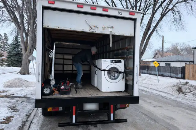 Affordable Movers | Same Day Available | Fast & Reliable - Photo 4