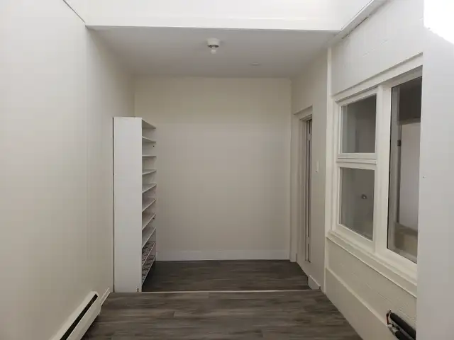 For Rent  Large 2nd Floor Apartment - Photo 8