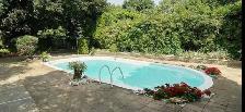 Fully Furnished Basement room for rent near all amenities - Photo 4